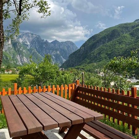 Bujtina Pllumi Theth Bed & Breakfast Екстериор снимка